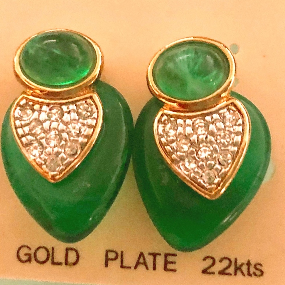 Emerald and 22kts Gold Rhinestone  Earnings